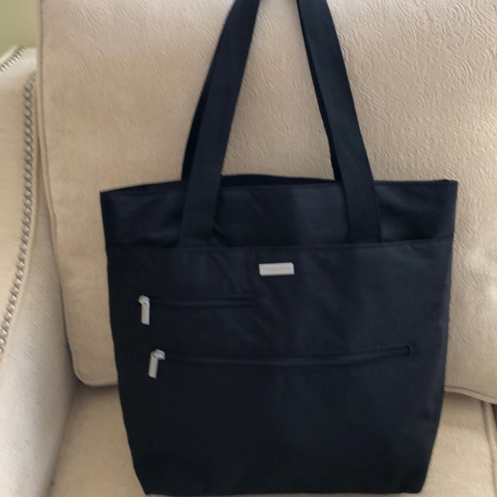 Baggallini travel bag